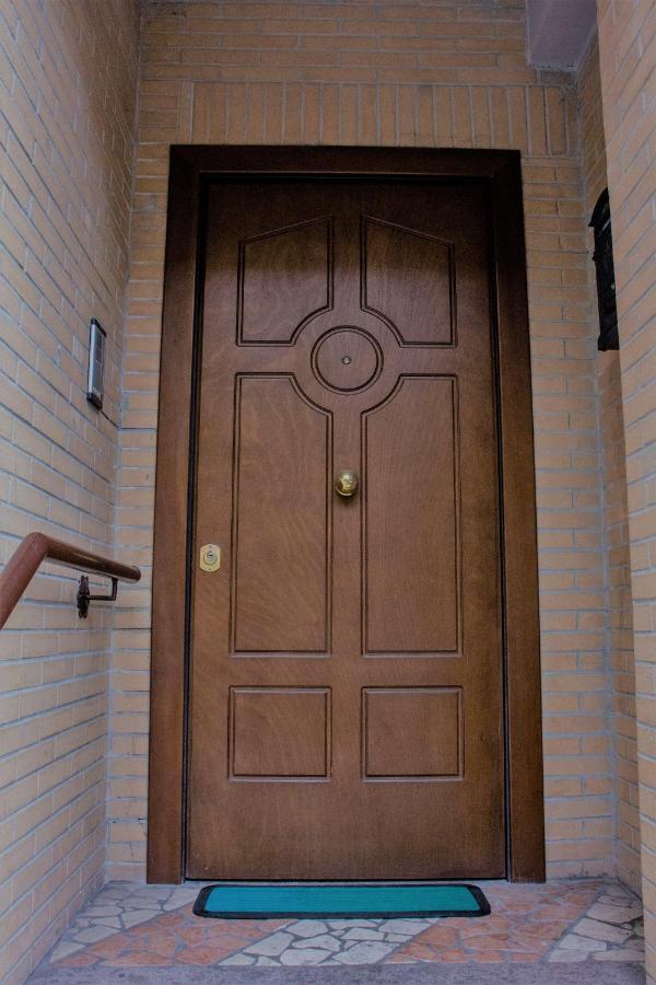 Apartamento La Casa Di Dada Avezzano Exterior foto